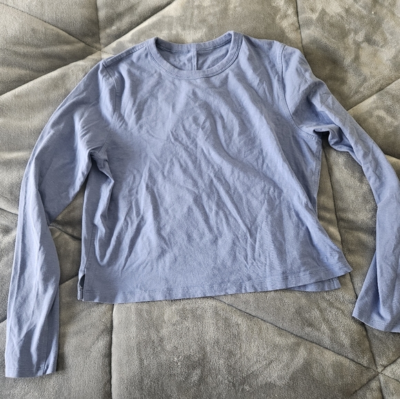 Lululemon cropped longsleeve - Picture 1 of 3